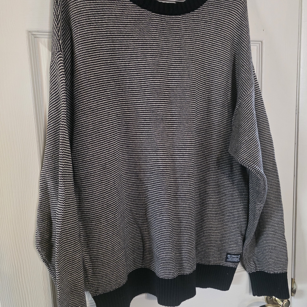 Levi's Black and White Crewneck Sweater